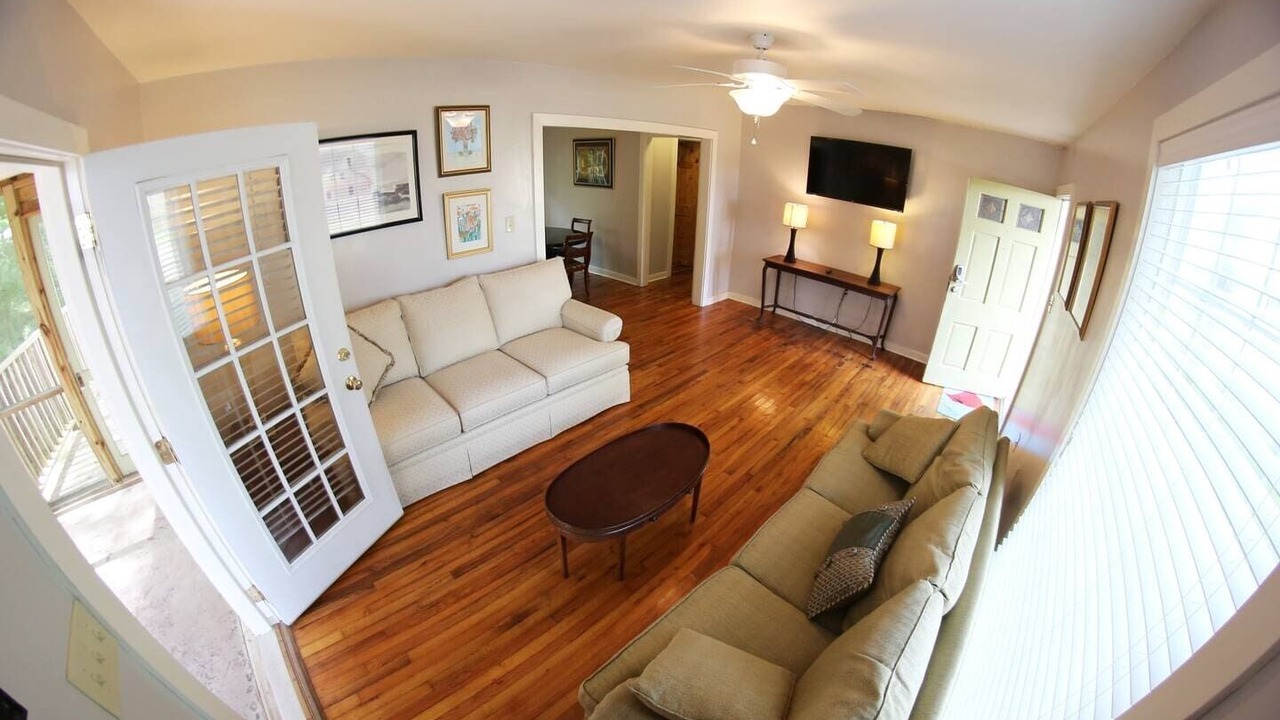 Photo of Livingroom in Fondren
