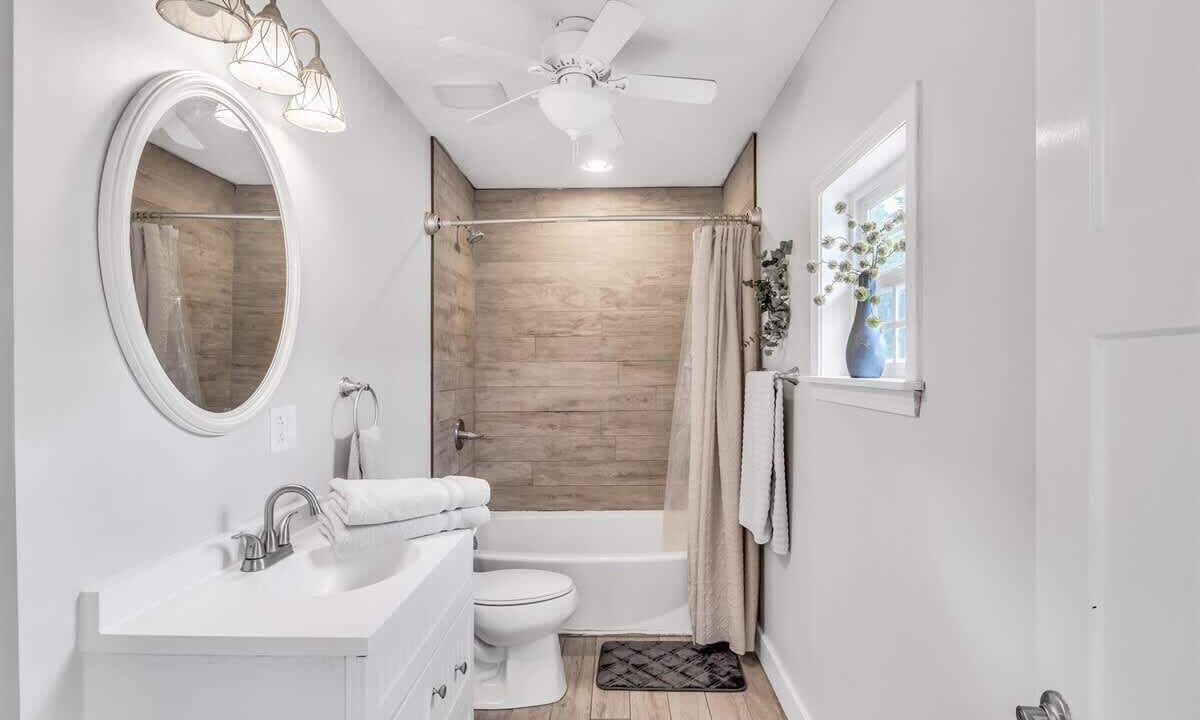 Photo of Bathroom in Starkville