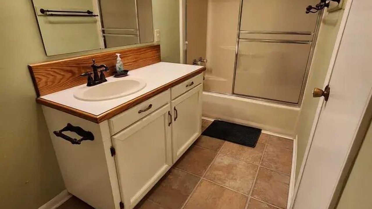 Photo of Bathroom in Grand Isle