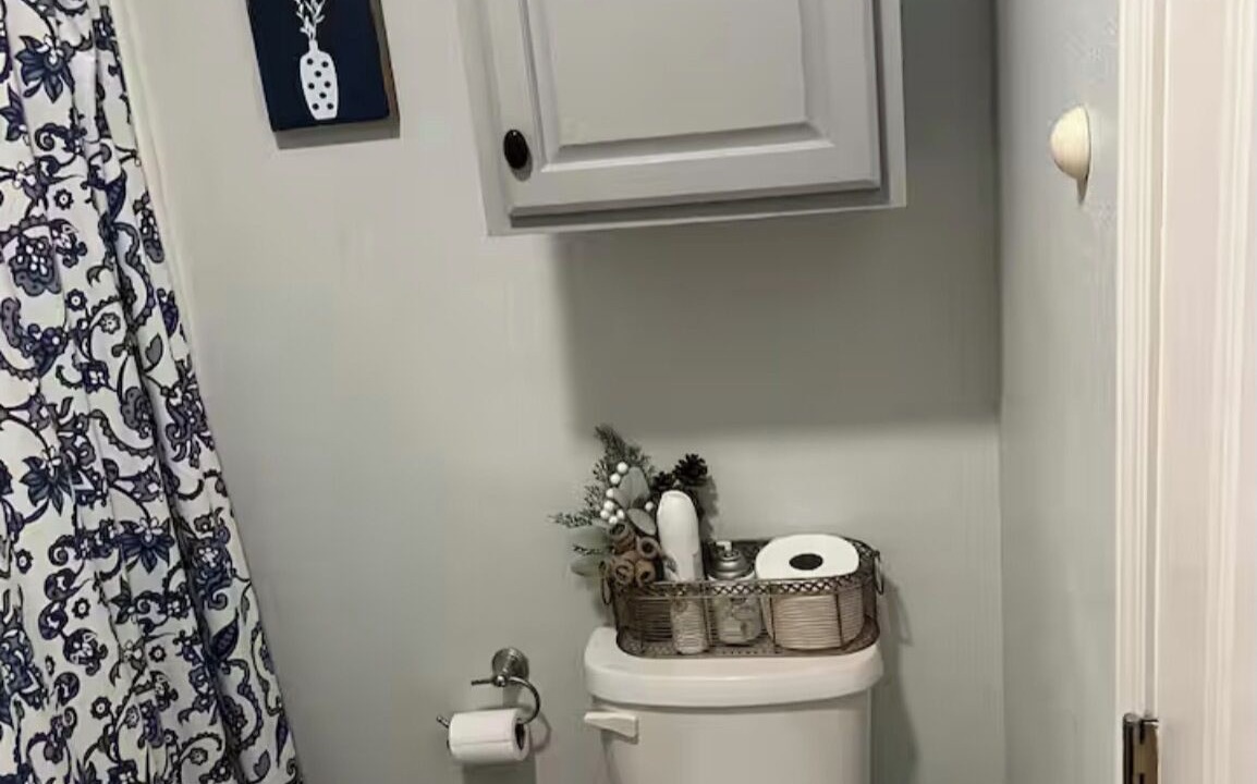 Photo of Bathroom in Jennings