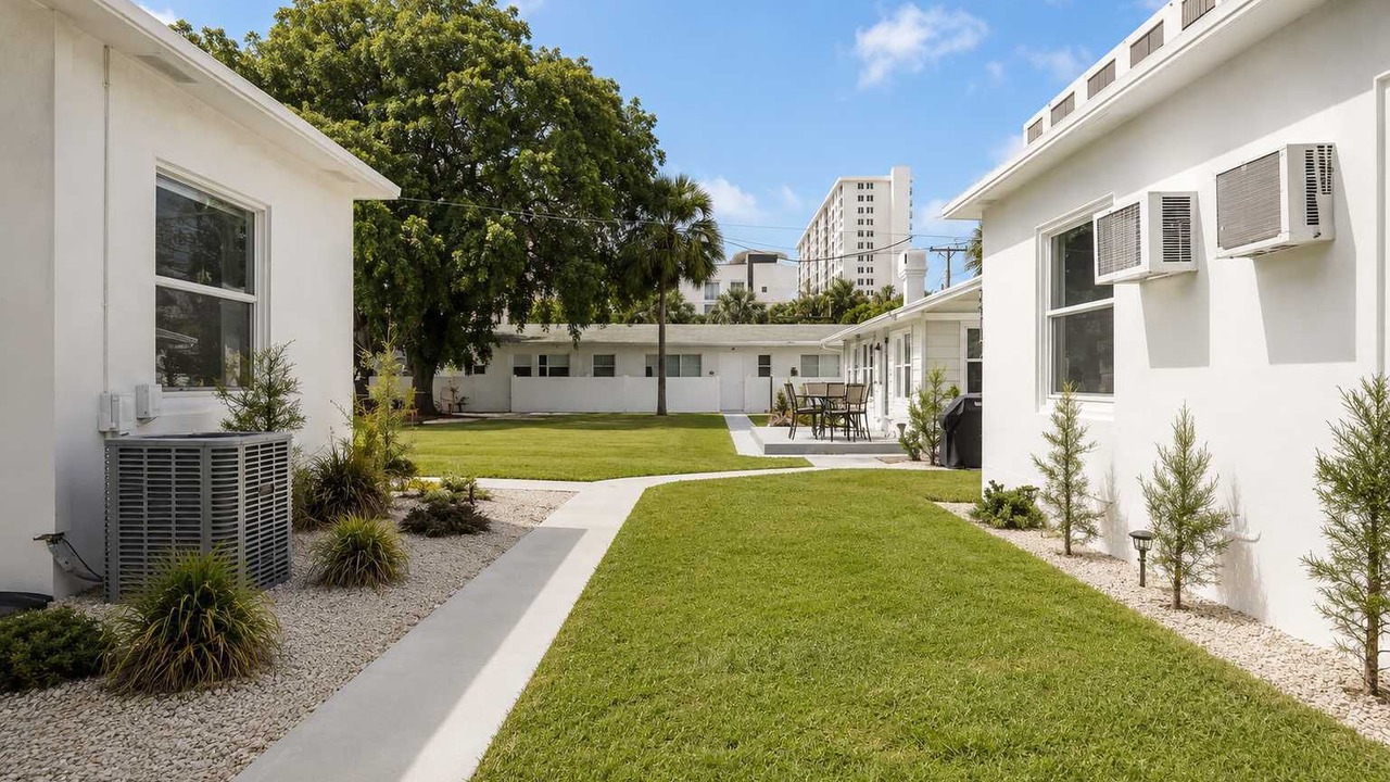 Photo of Outdoor in Lauderdale Beach