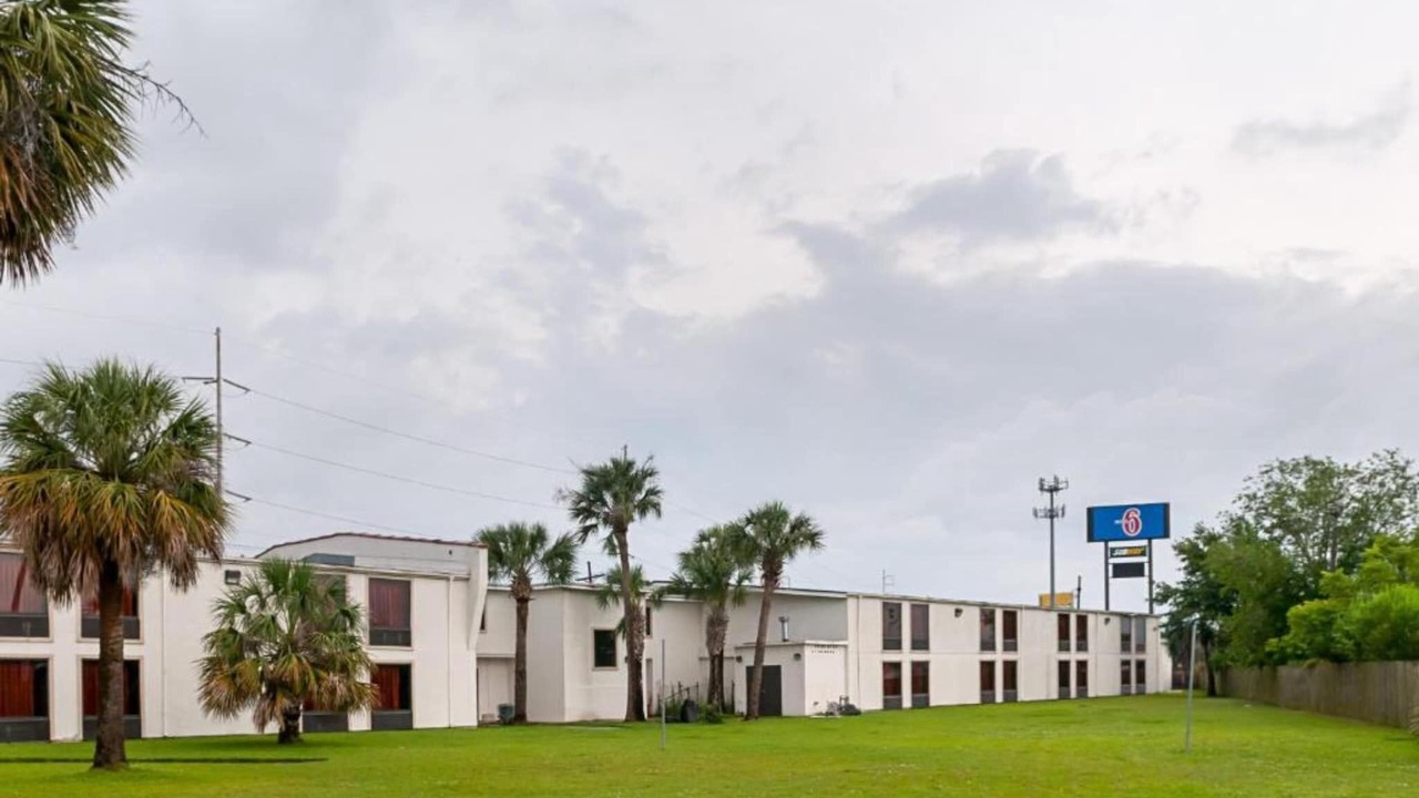 Photo of Outdoor in Desire Area