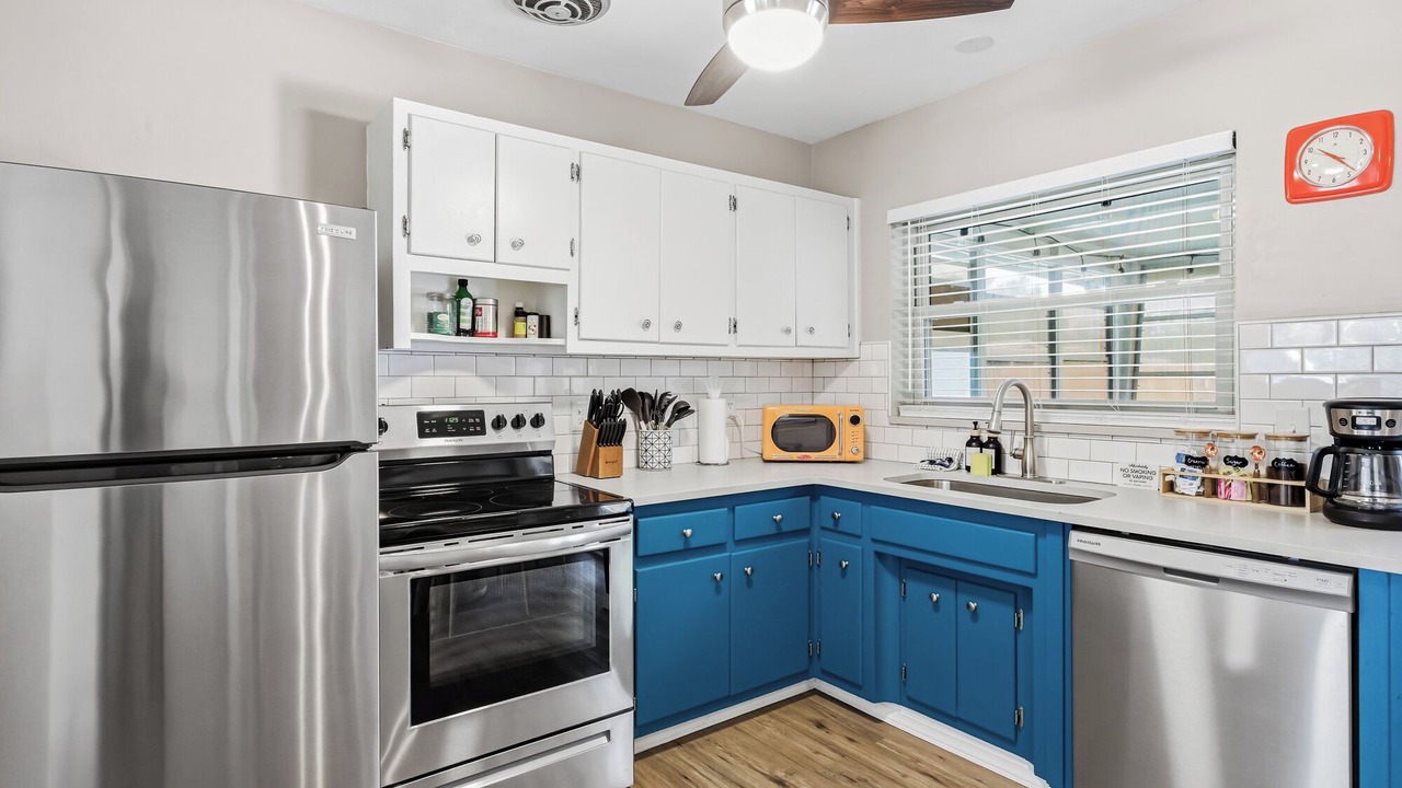 Photo of Kitchen in South Pinellas Community Council