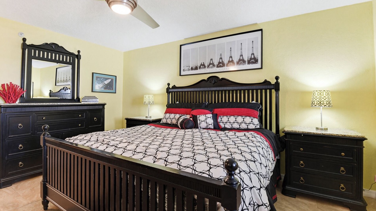 Photo of Bedroom in Wilbur-By-The-Sea