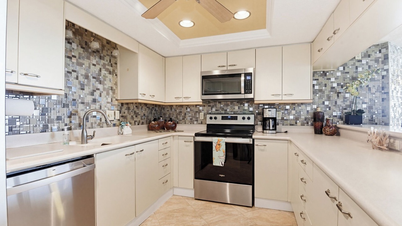 Photo of Kitchen in Wilbur-By-The-Sea