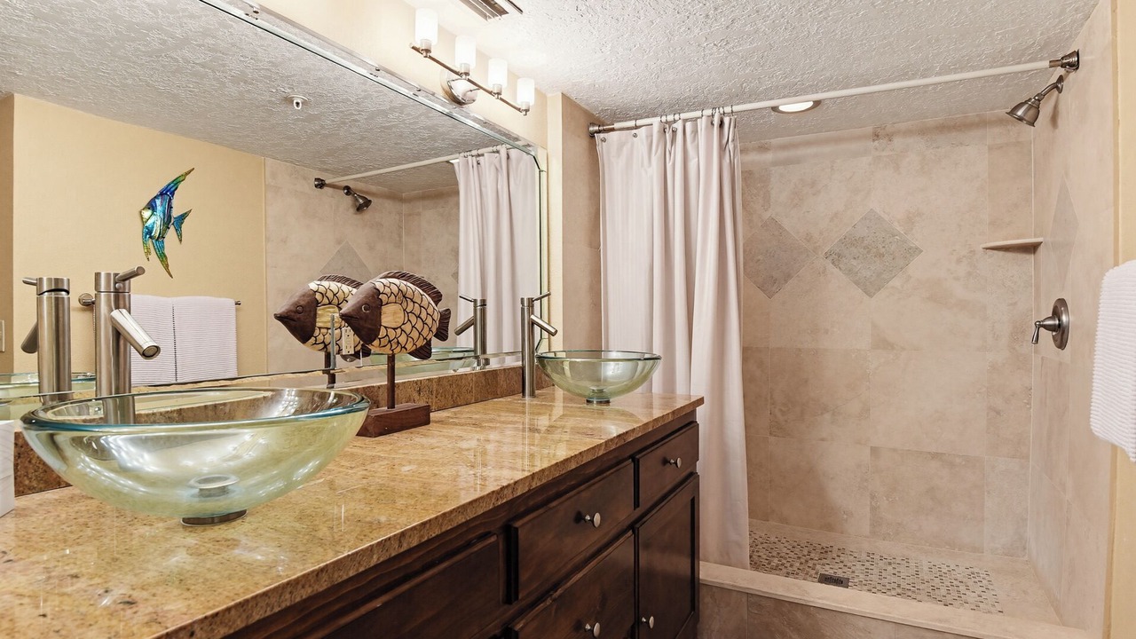 Photo of Bathroom in Wilbur-By-The-Sea