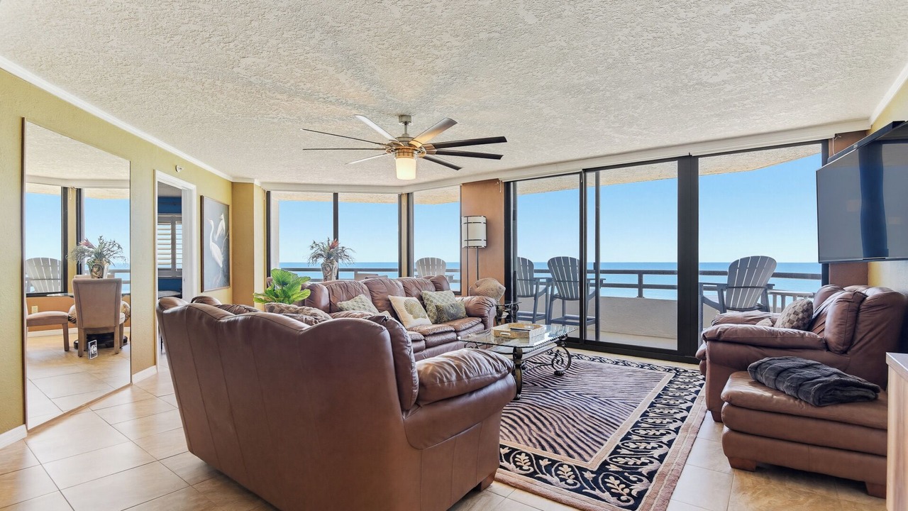 Photo of Livingroom in Wilbur-By-The-Sea