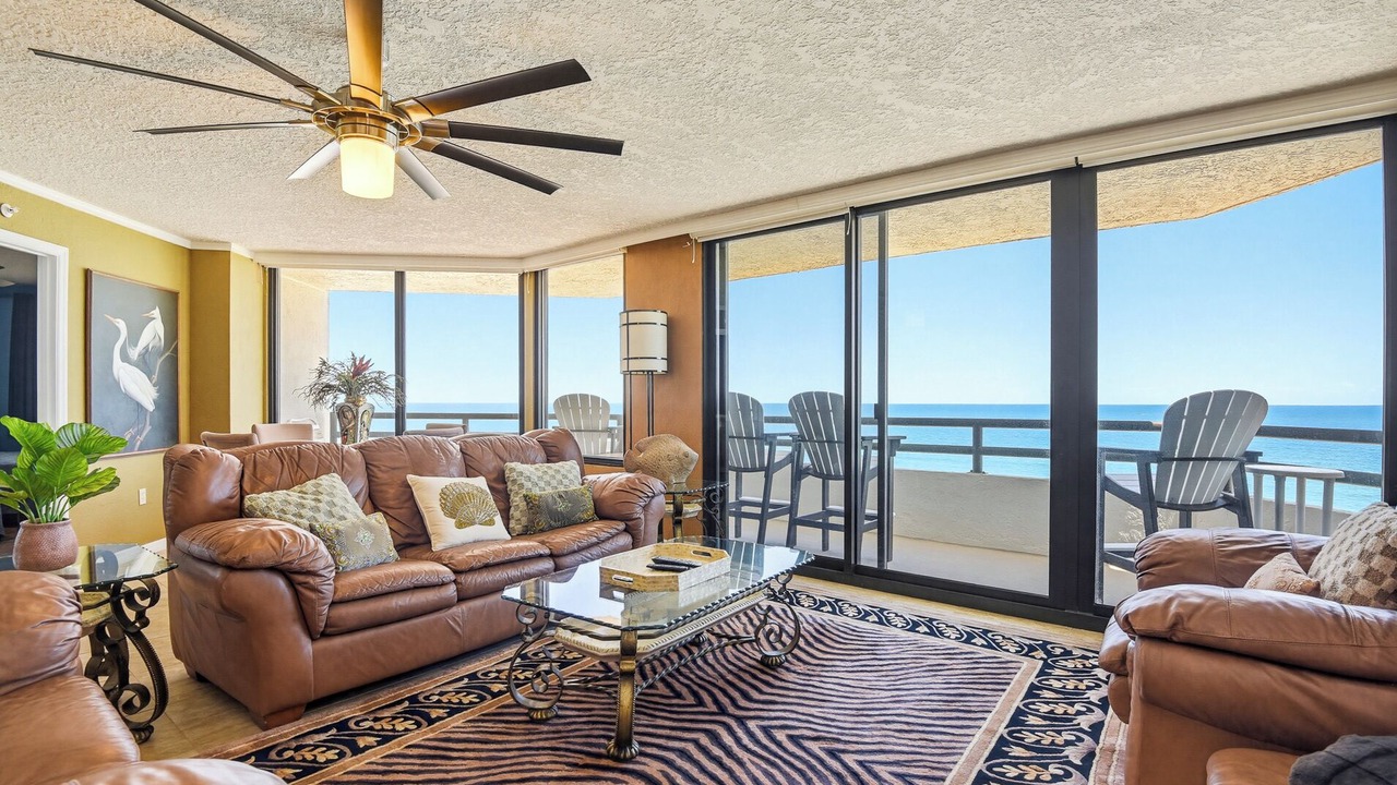 Photo of Livingroom in Wilbur-By-The-Sea
