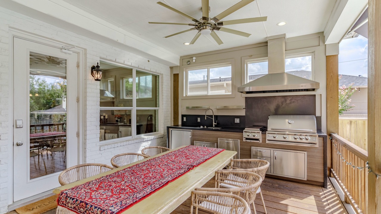 Photo of Outdoor in Braeswood Place