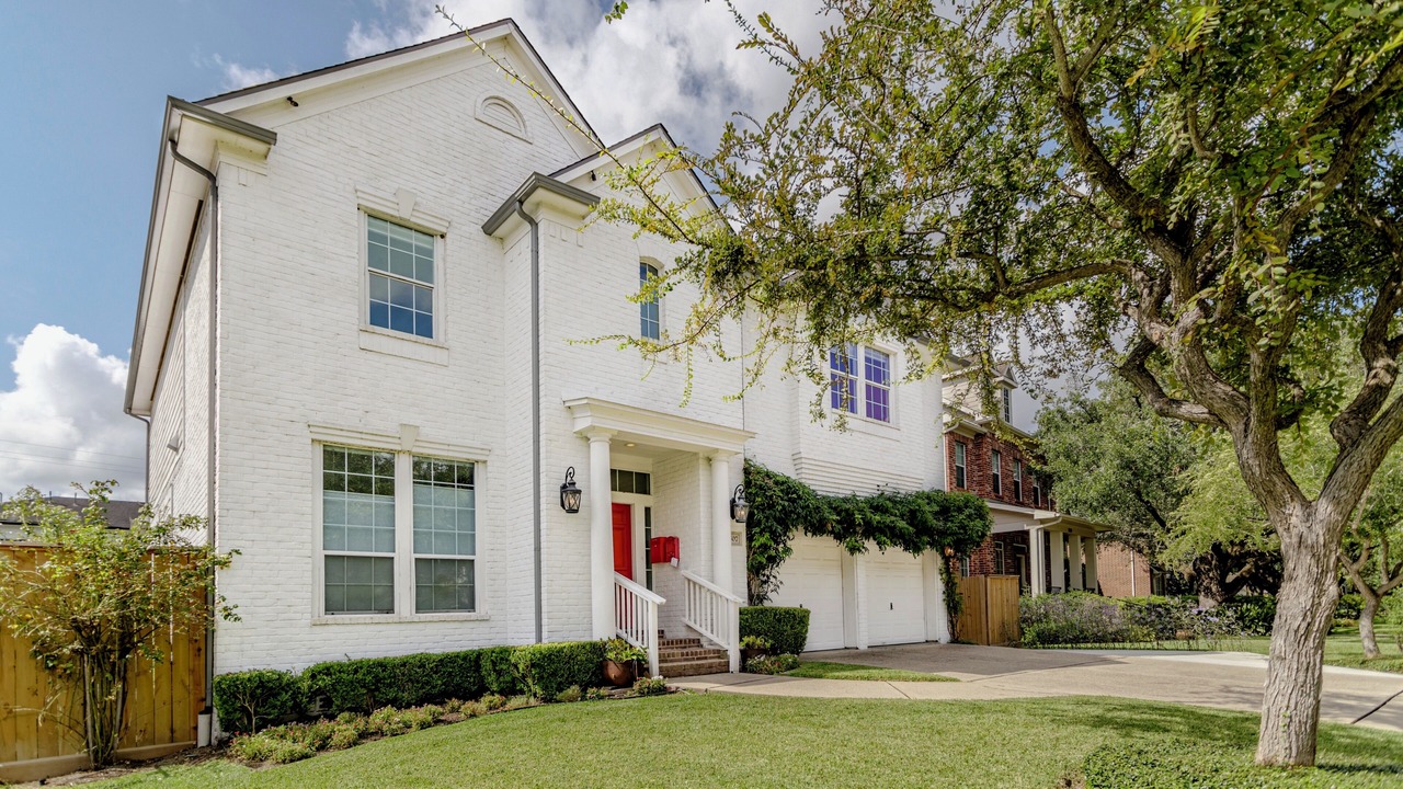 Photo of Outdoor in Braeswood Place