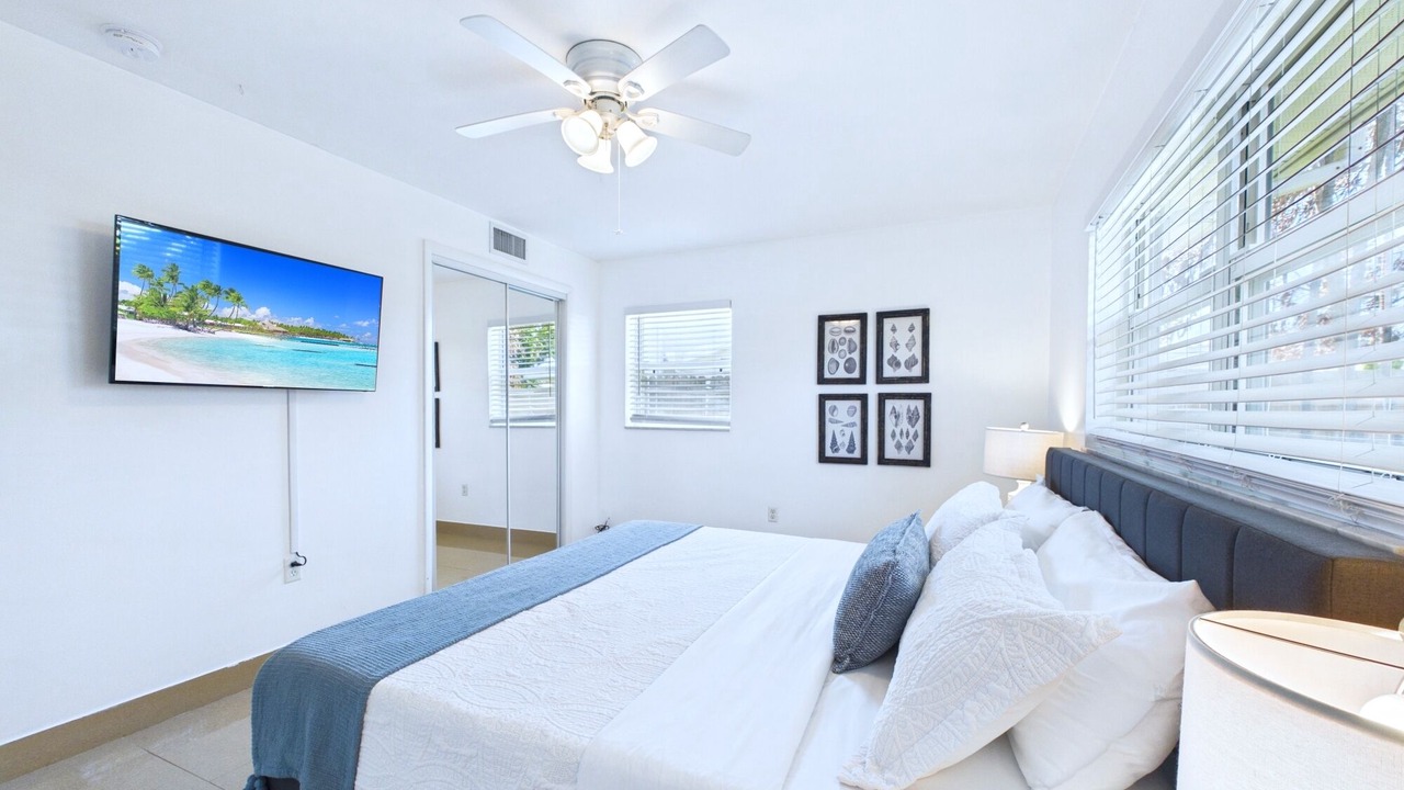 Photo of Bedroom in Cocoa Isles