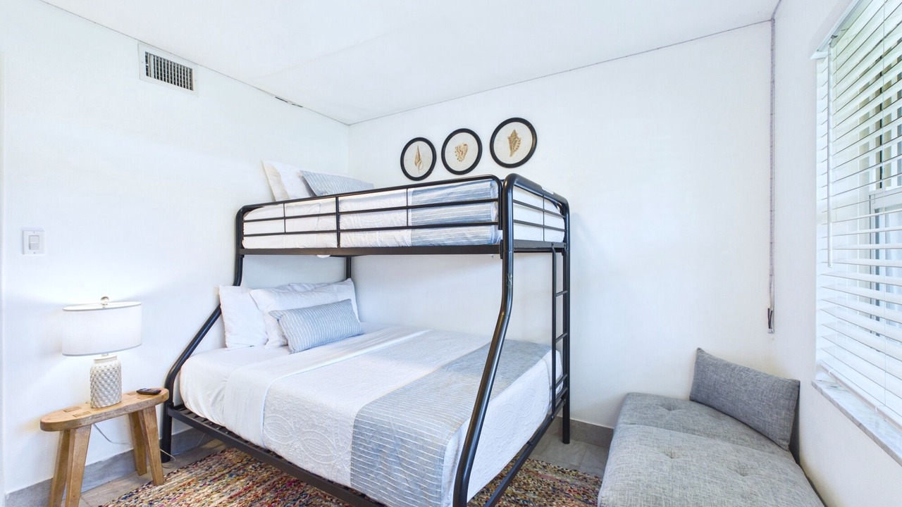 Photo of Bedroom in Cocoa Isles