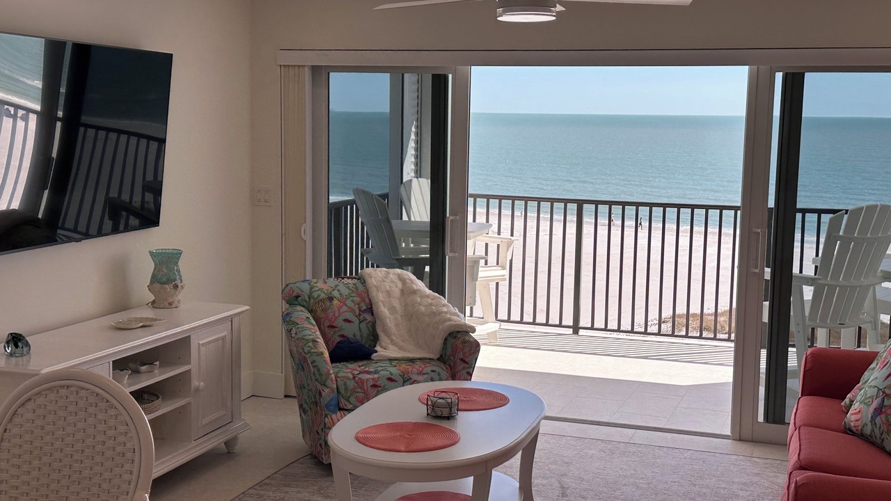 Photo of Livingroom in Fort Myers Beach