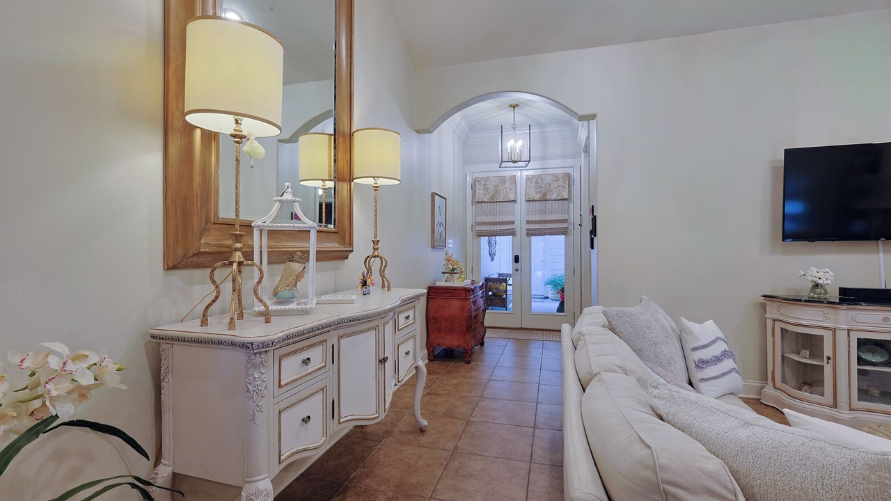 Photo of Livingroom in Lafayette
