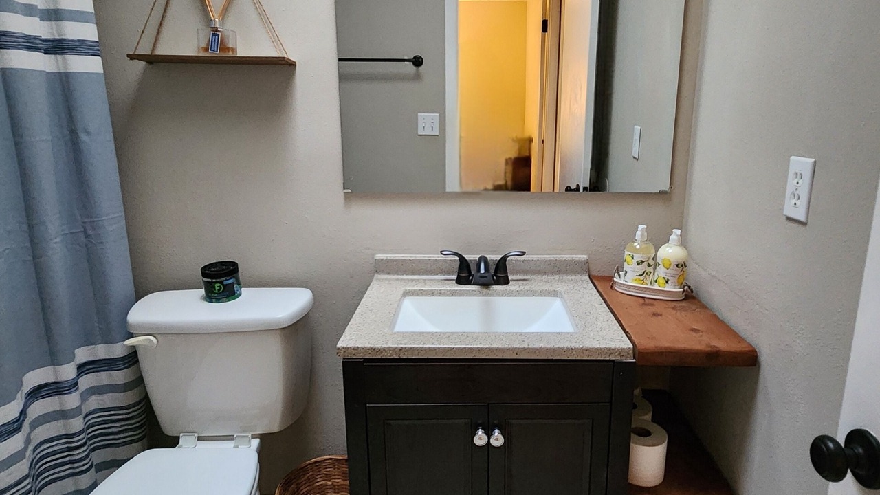 Photo of Bathroom in Sun 'N Lake