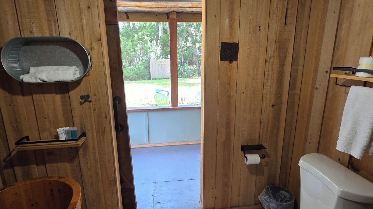 Photo of Bathroom in Chassahowitzka