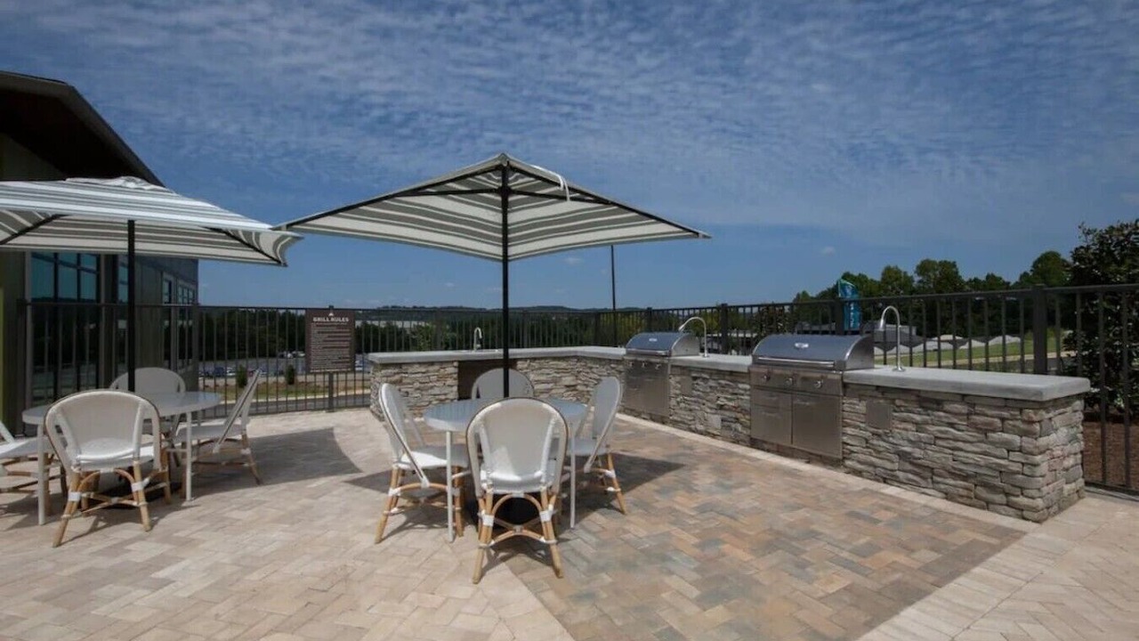 Photo of Outdoor in Pelham