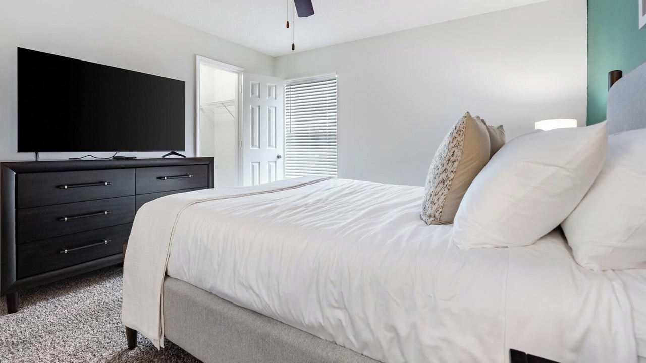Photo of Bedroom in Gulf Hills