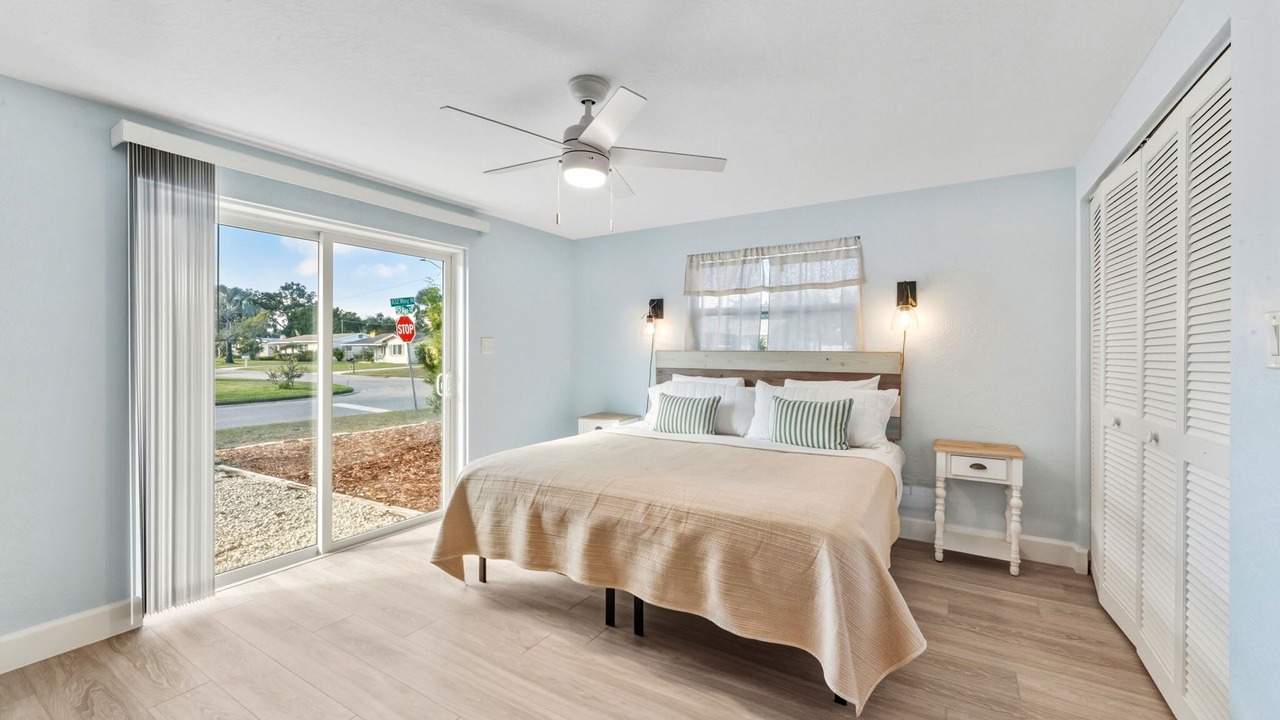 Photo of Bedroom in South Pinellas Community Council