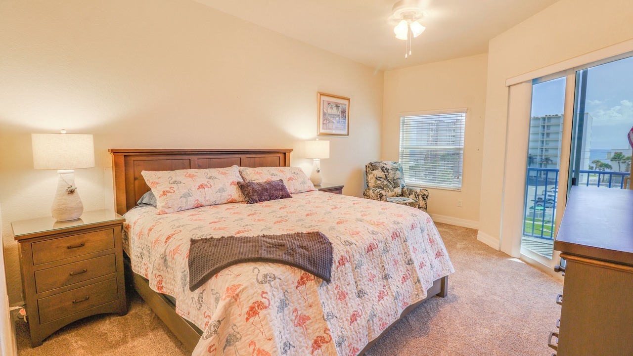 Photo of Bedroom in New Smyrna Beach