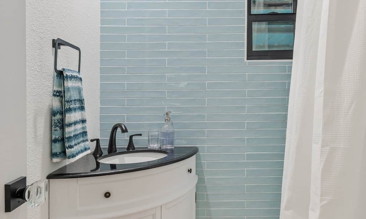 Photo of Bathroom in Lake Whitney
