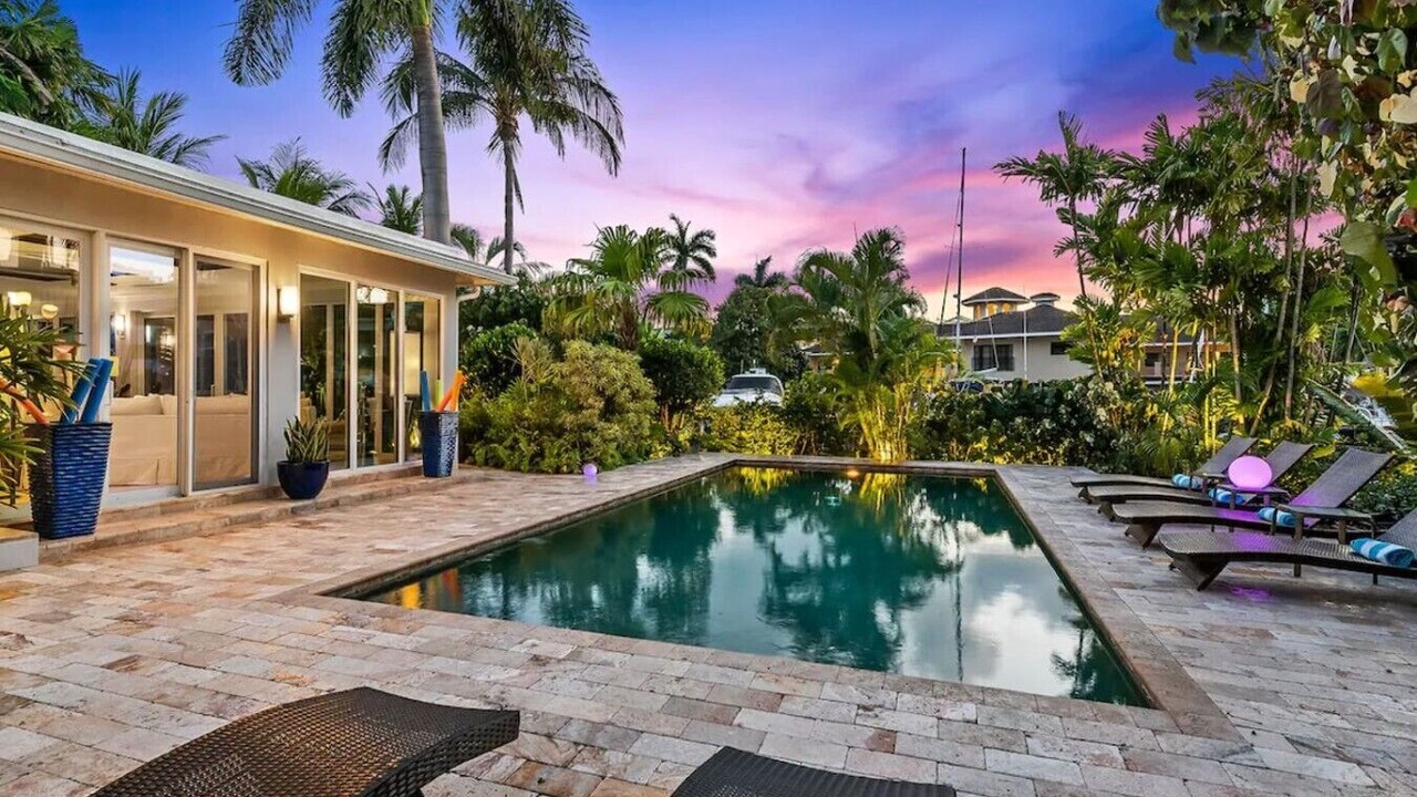 Photo of Outdoor in Hendricks and Venice Isles