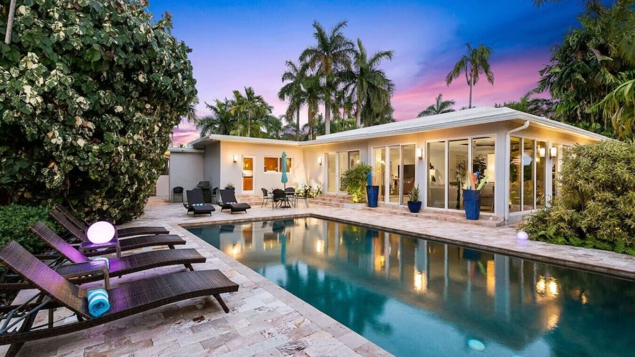 Photo of Outdoor in Hendricks and Venice Isles