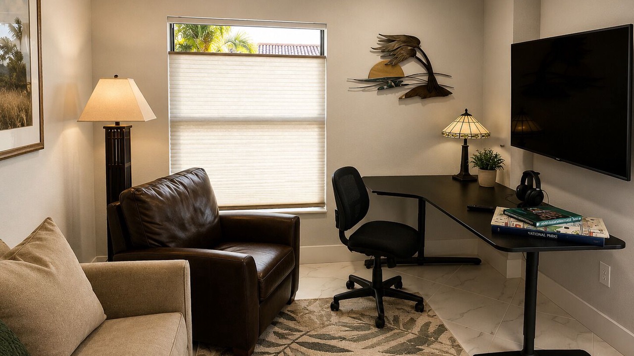 Photo of Livingroom in Town and River