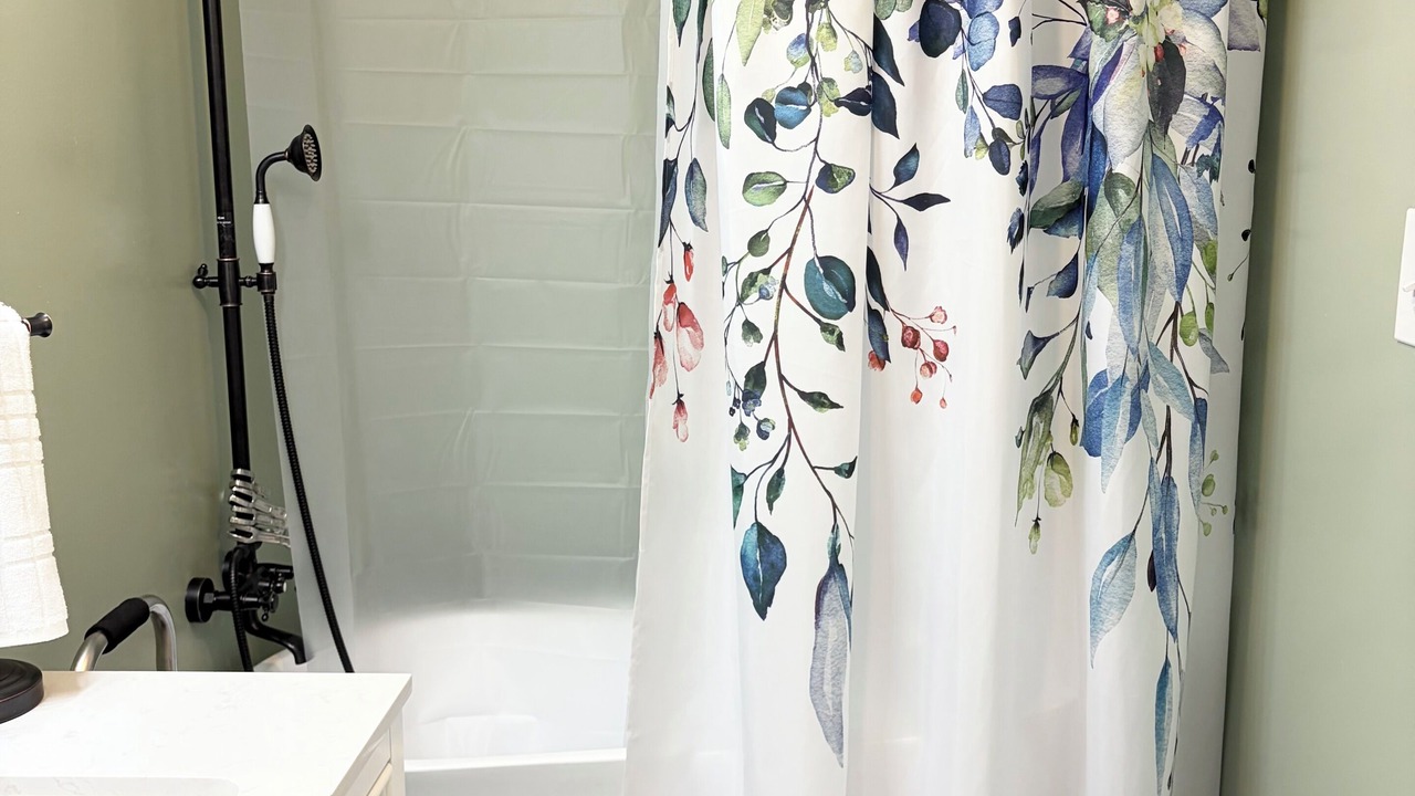 Photo of Bathroom in Lucedale