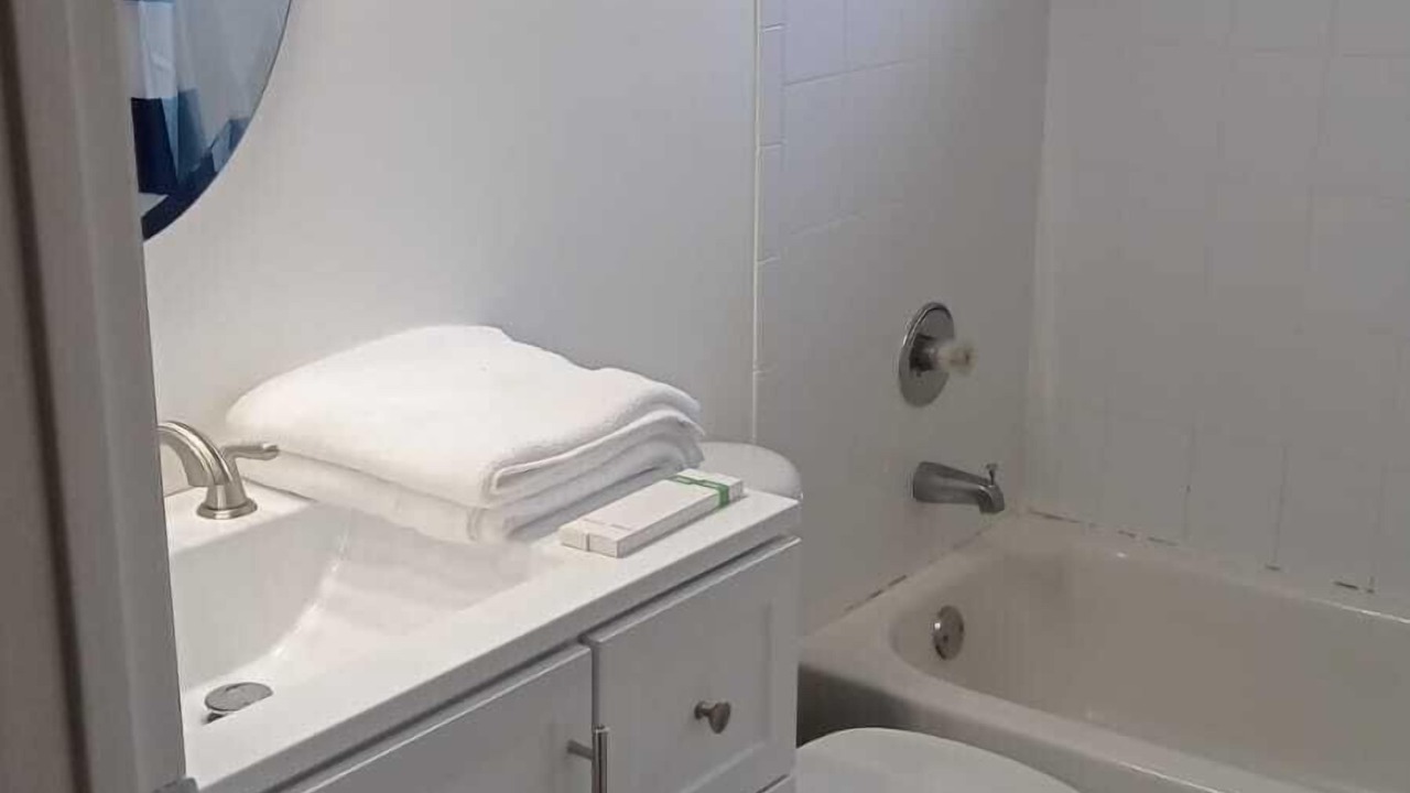 Photo of Bathroom in Sunrise