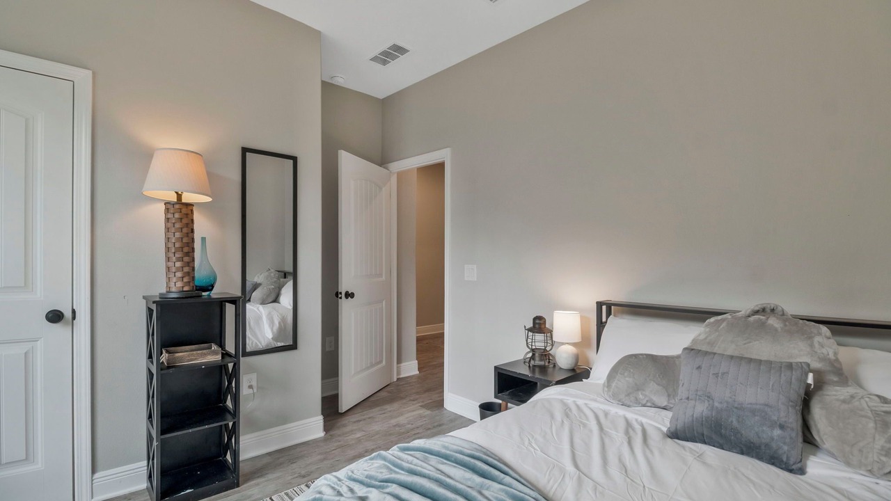 Photo of Bedroom in Brent