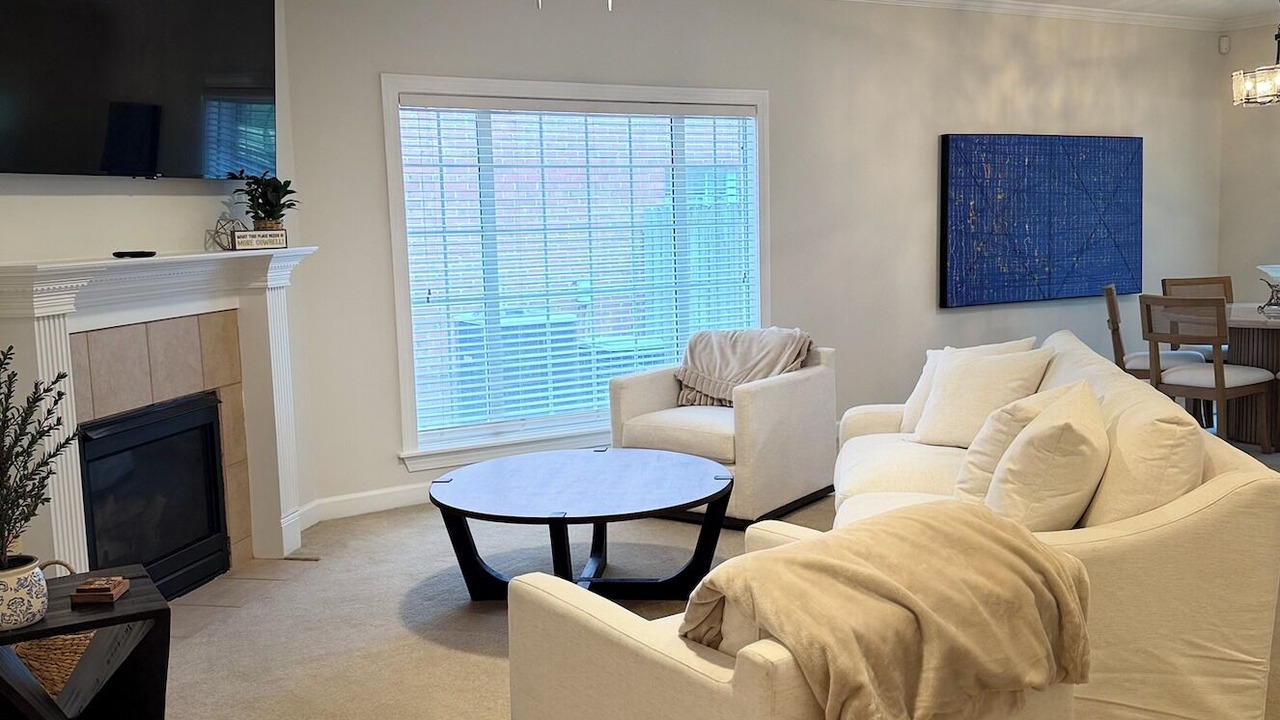 Photo of Livingroom in Starkville