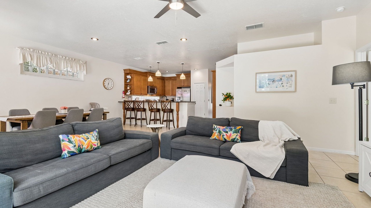 Photo of Livingroom in Sunset Lakes