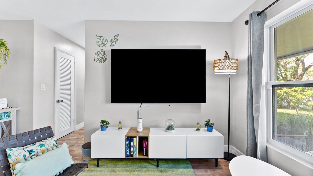 Photo of Livingroom in Coral Ridge Isles