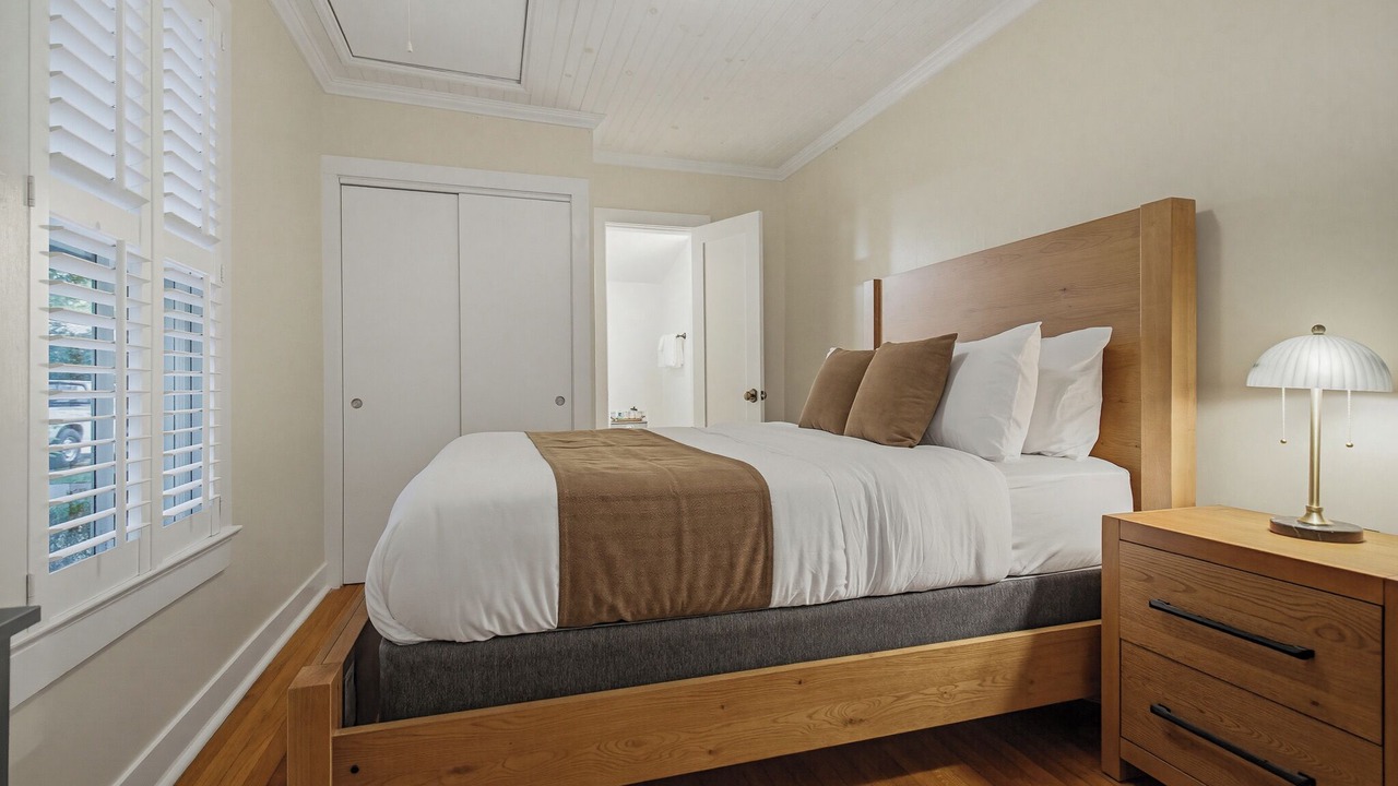 Photo of Bedroom in Foley