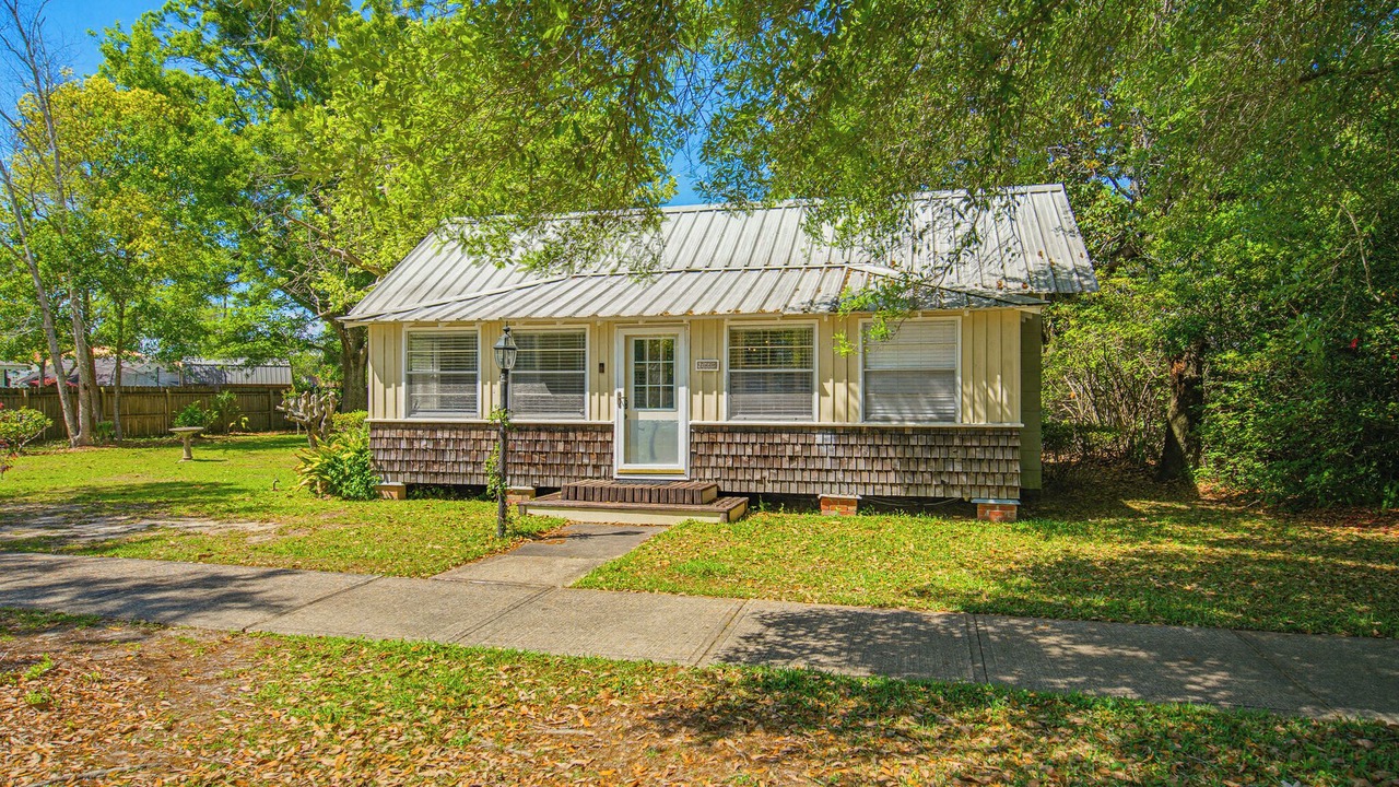 Photo of Outdoor in Foley