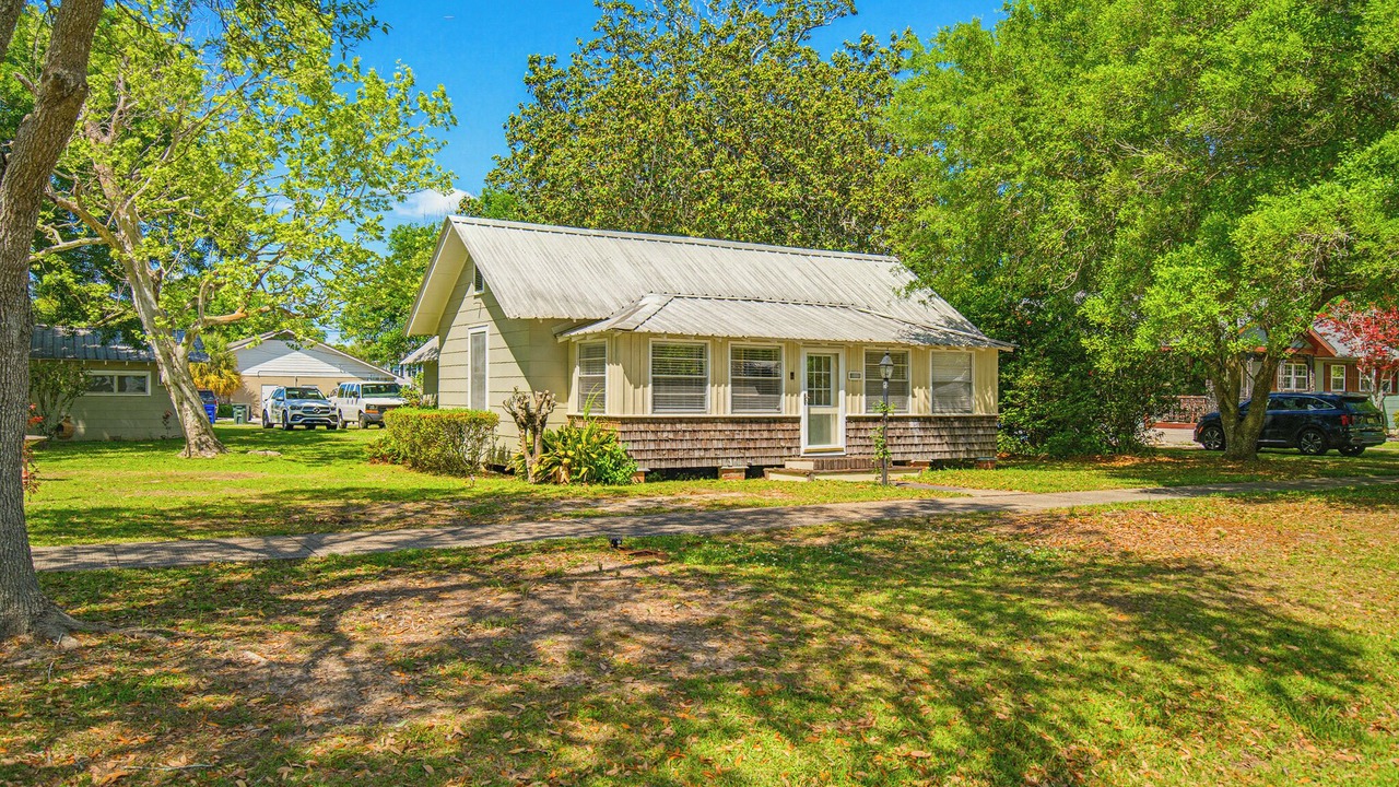Photo of Outdoor in Foley