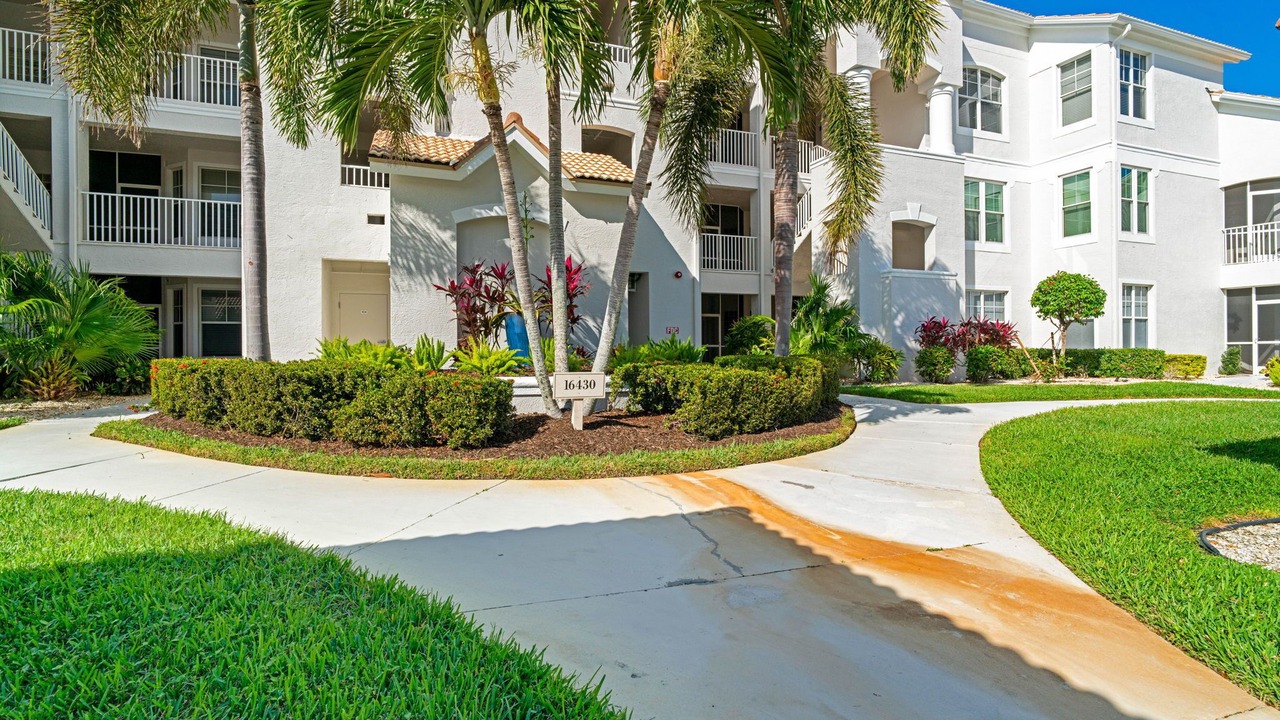 Photo of Outdoor in Tropical Cove