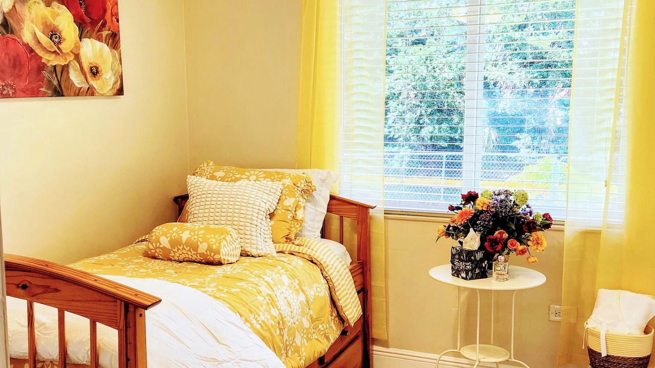 Photo of Bedroom in Sunrise