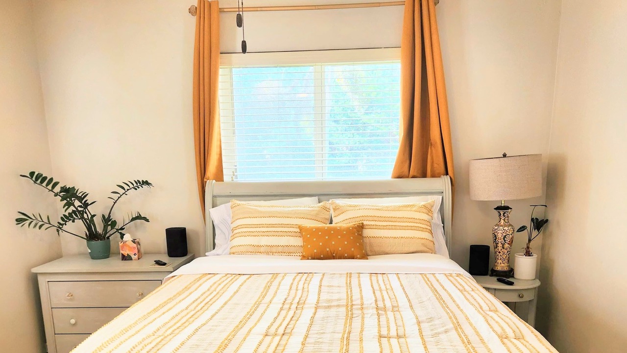 Photo of Bedroom in Sunrise