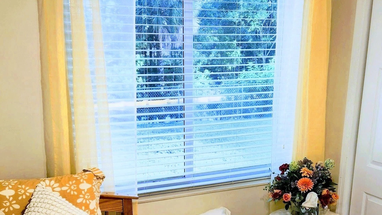 Photo of Bedroom in Sunrise