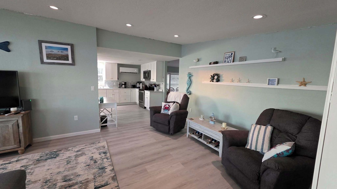 Photo of Livingroom in Salem