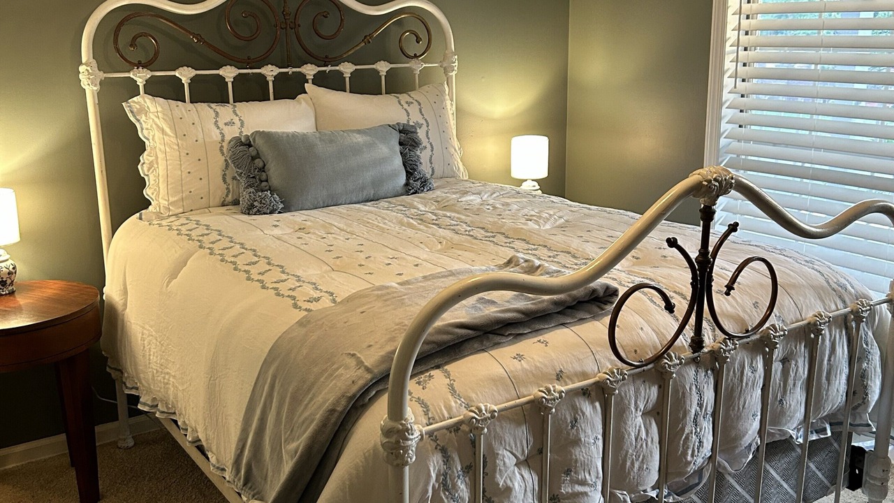 Photo of Bedroom in Starkville