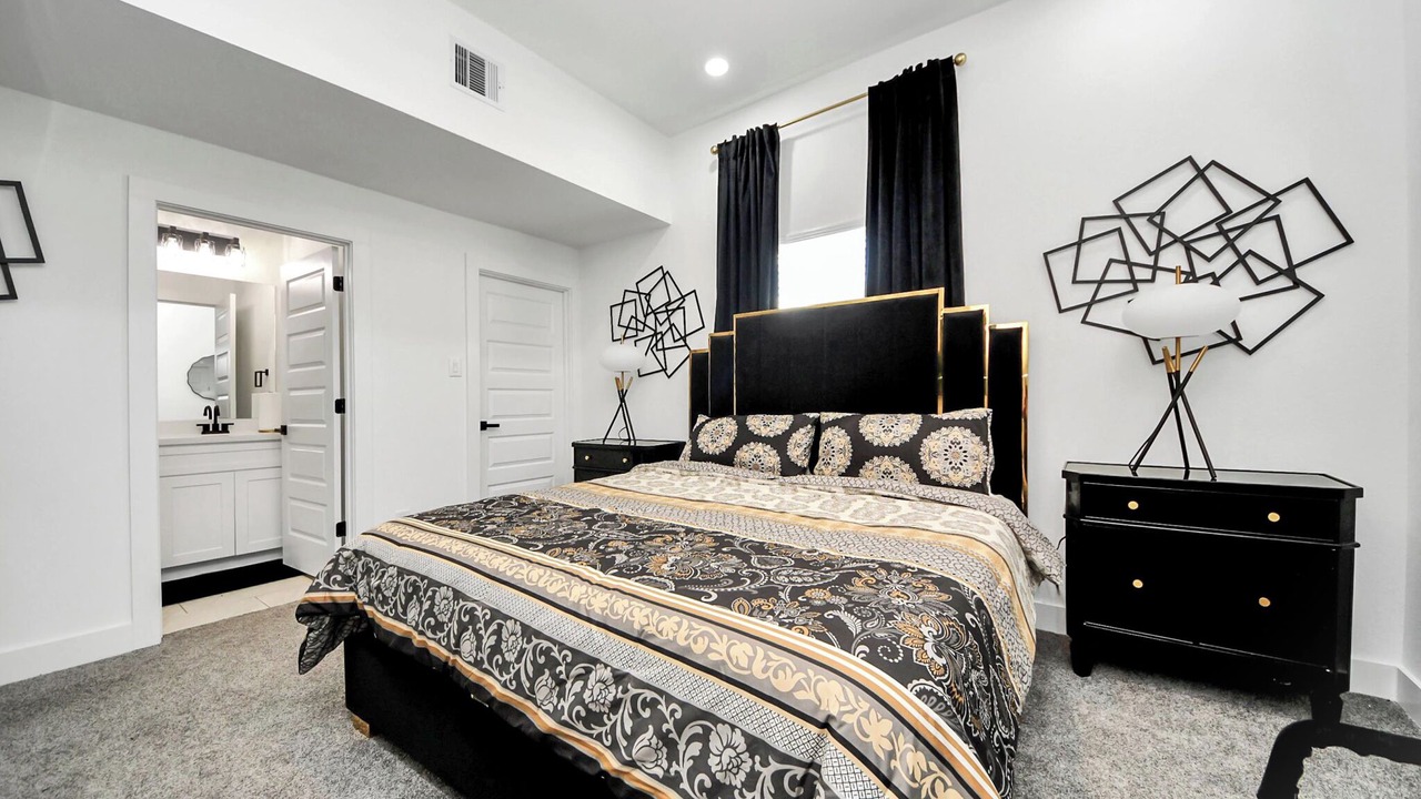 Photo of Bedroom in Houston