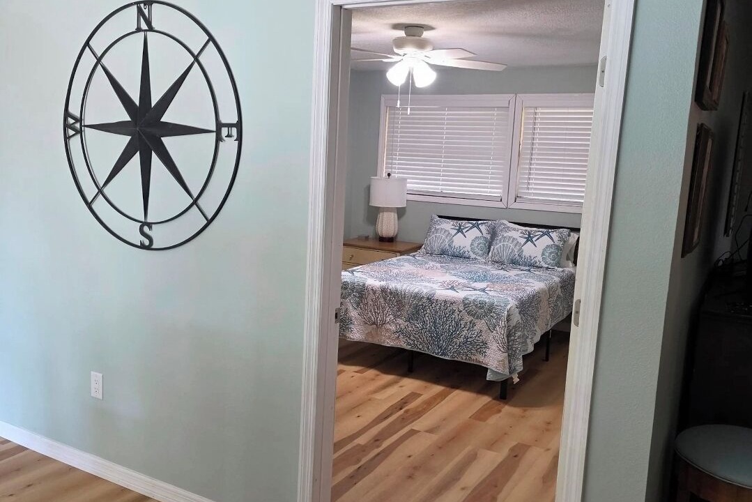 Photo of Bedroom in Weeki Wachee Gardens