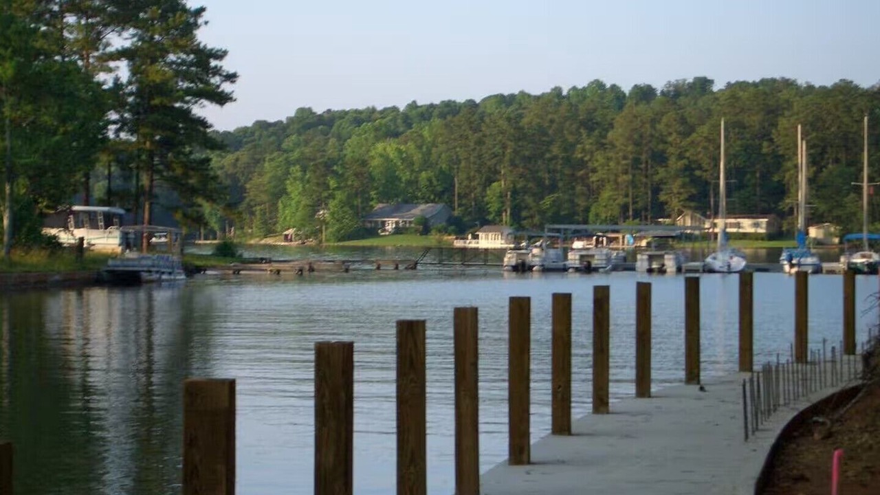Photo of Others in Dadeville