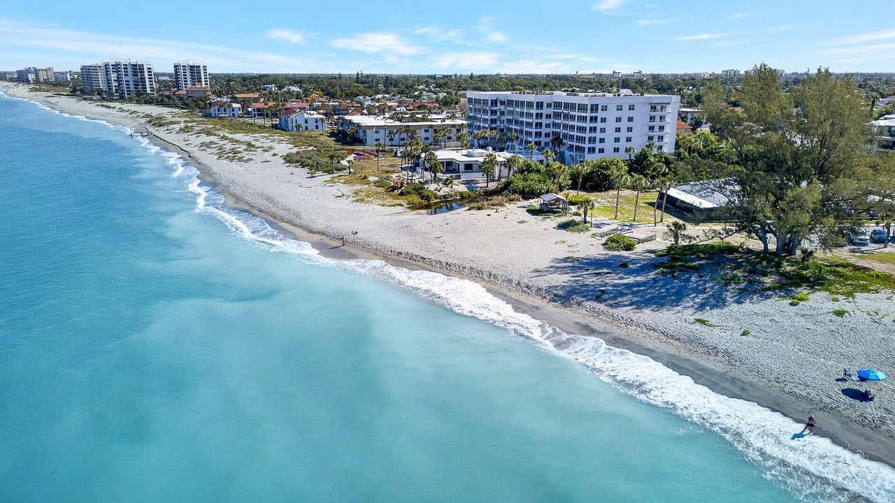 Photo of Outdoor in Golden Beach