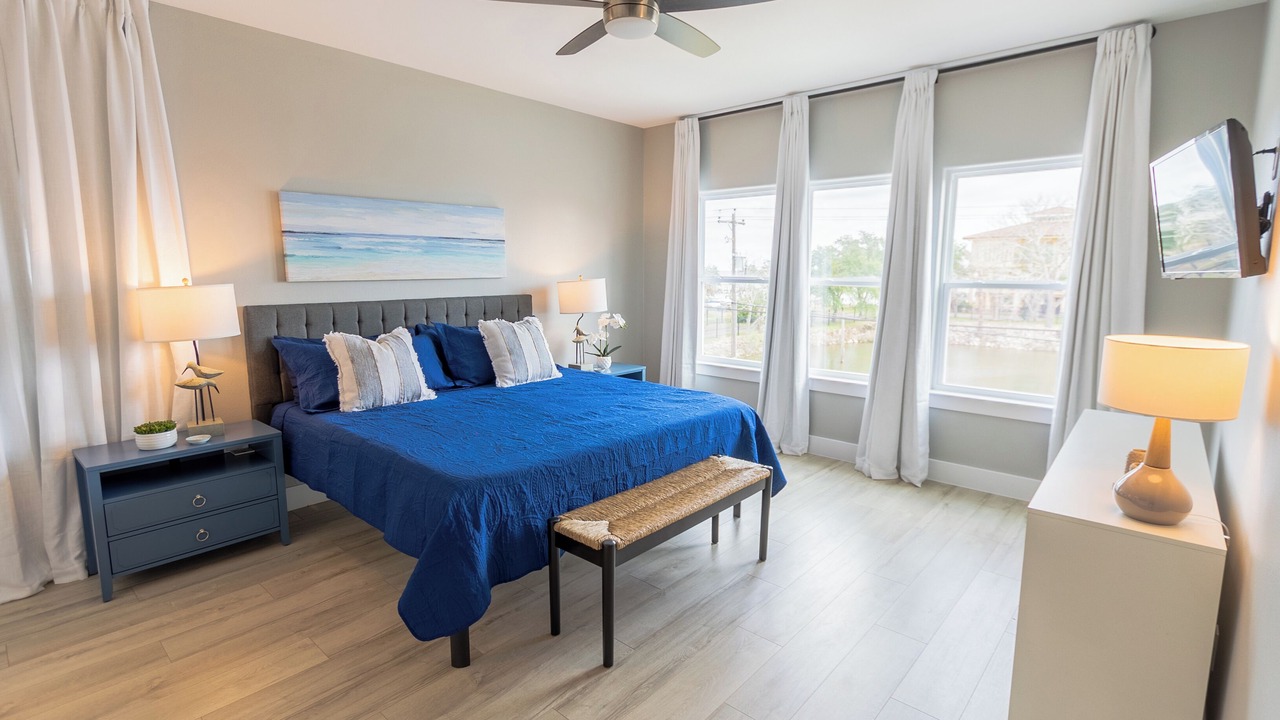 Photo of Bedroom in El Lago