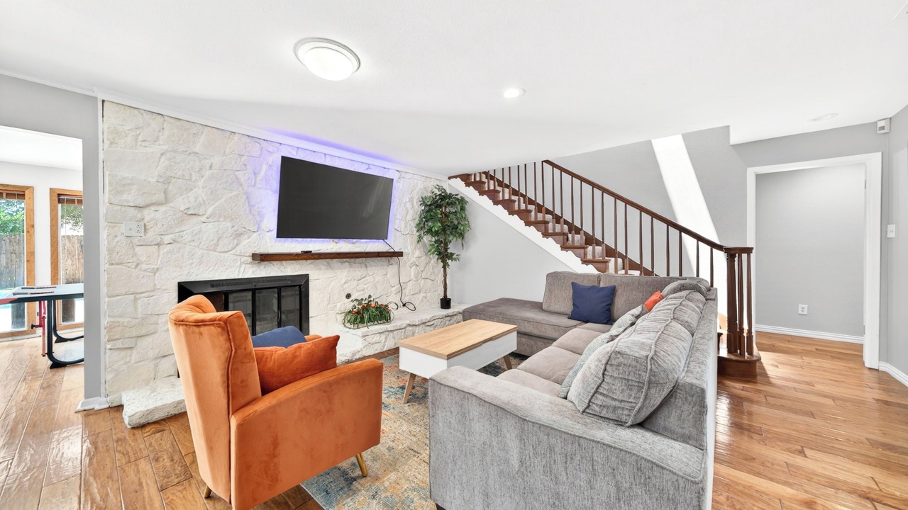 Photo of Livingroom in Irving