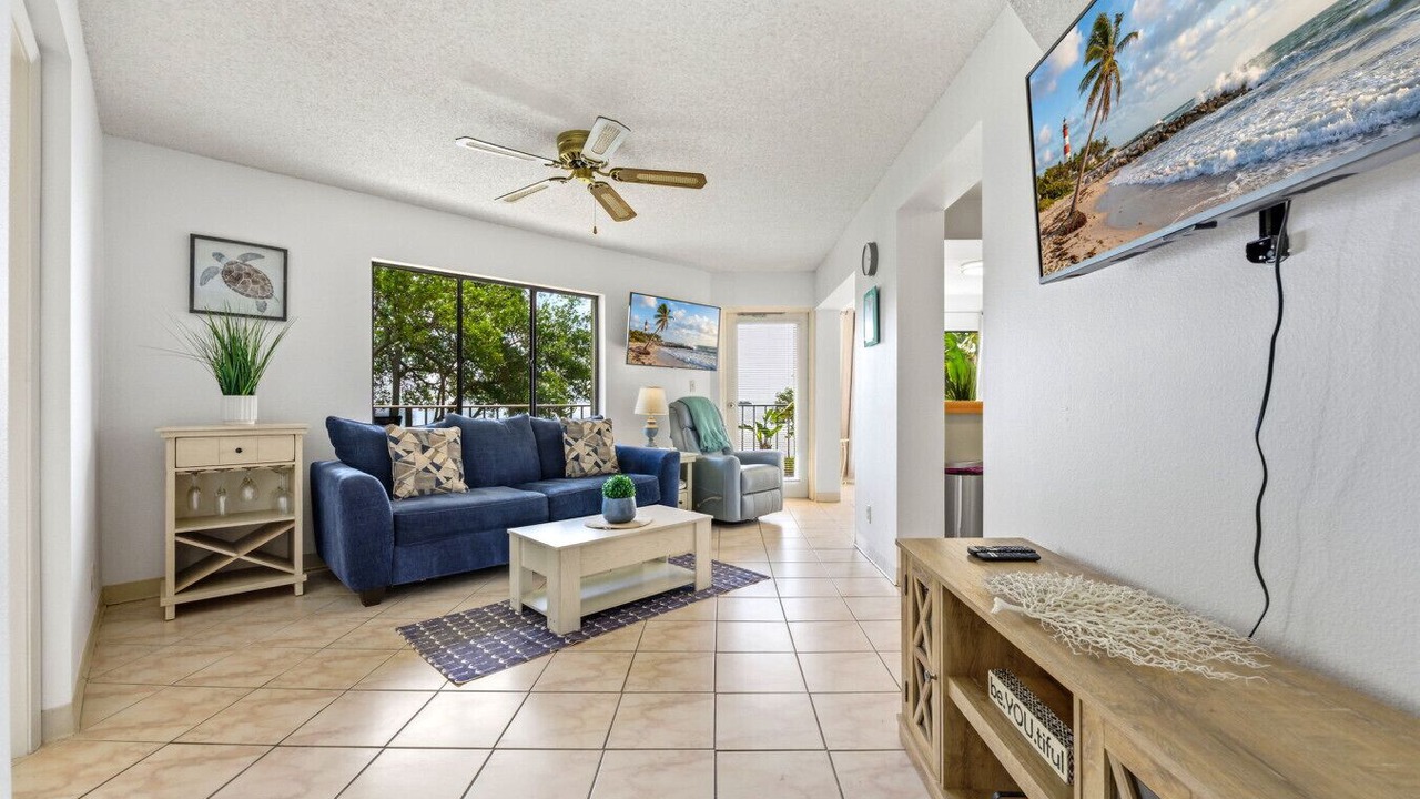 Photo of Livingroom in Tierra Verde
